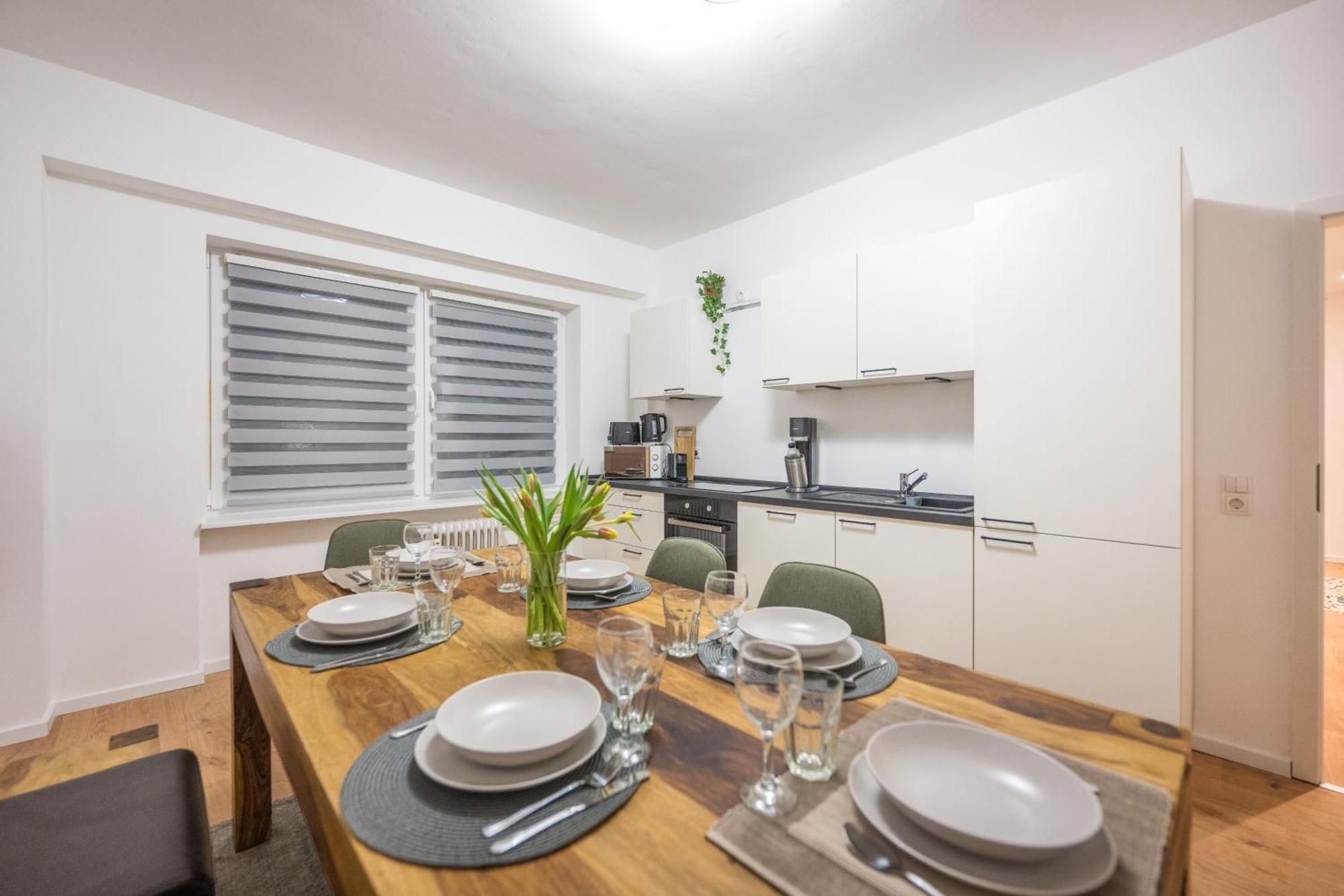 Neu: 100M² - Ideal Fuer Familien/Geschaeftsr. - Hbf كوبلنس المظهر الخارجي الصورة